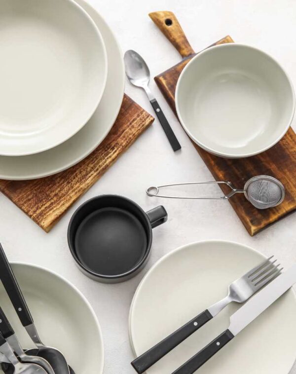 Dinnerware Sets