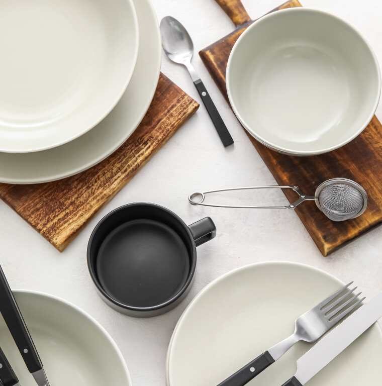 Dinnerware Sets