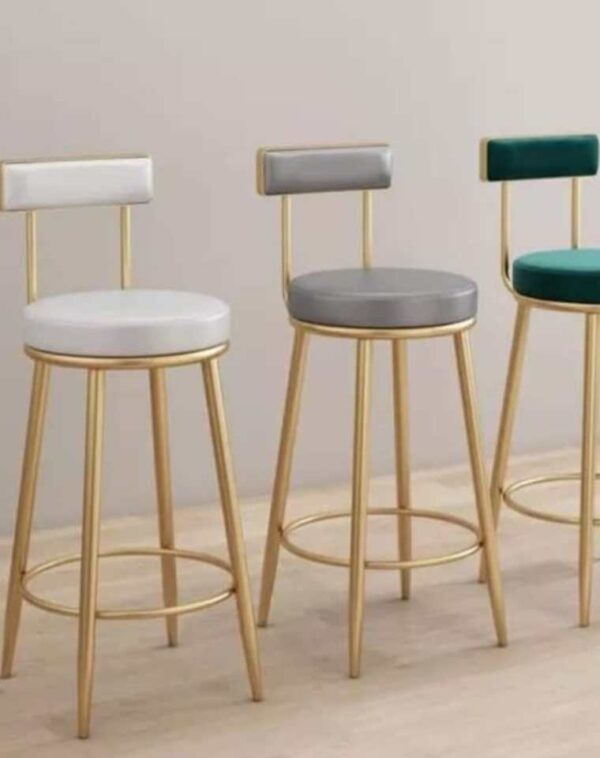 Dining Room Furniture: